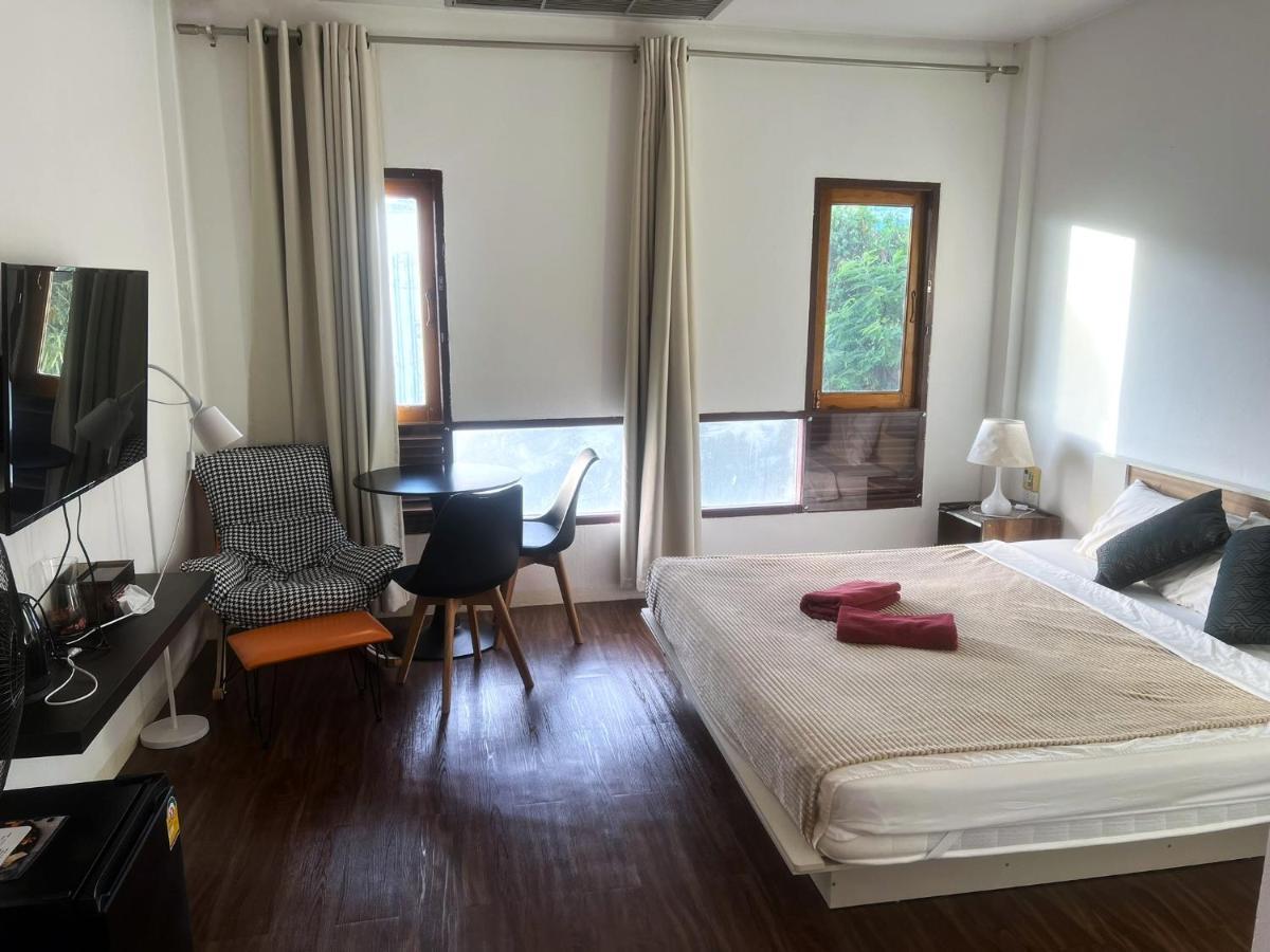 Centerpoint Hotel & Plaza Thong Sala Habitación foto