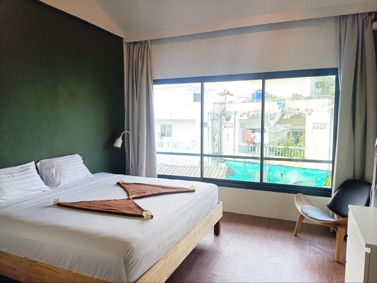 Centerpoint Hotel & Plaza Thong Sala Exterior foto